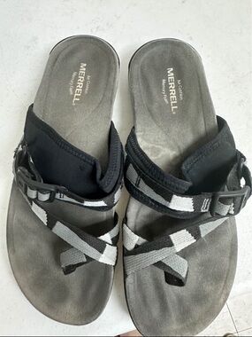 Merrell Women’s Black and Gray Strappy Slide Sandals